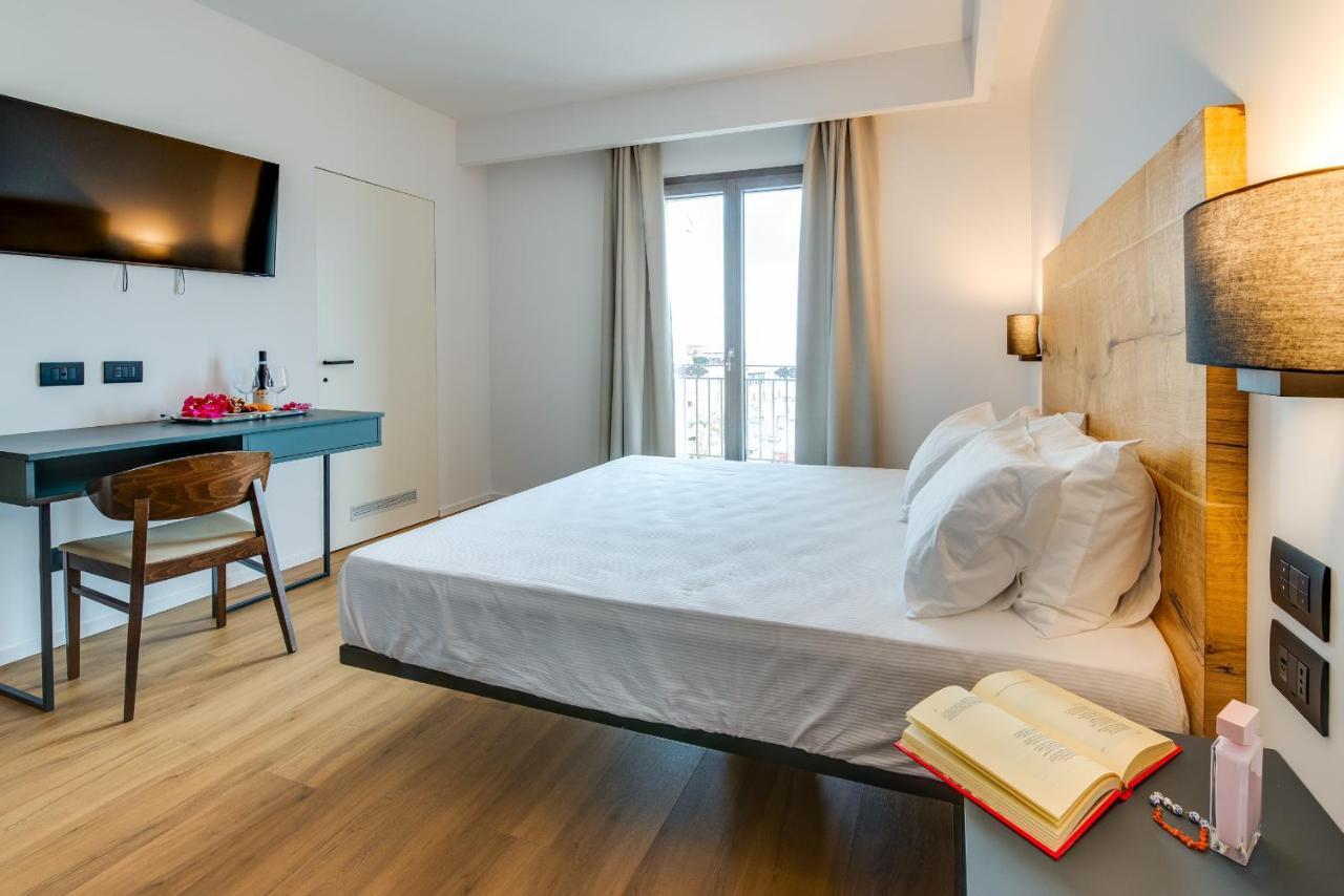 Roccaregina Hotel 夏卡 外观 照片