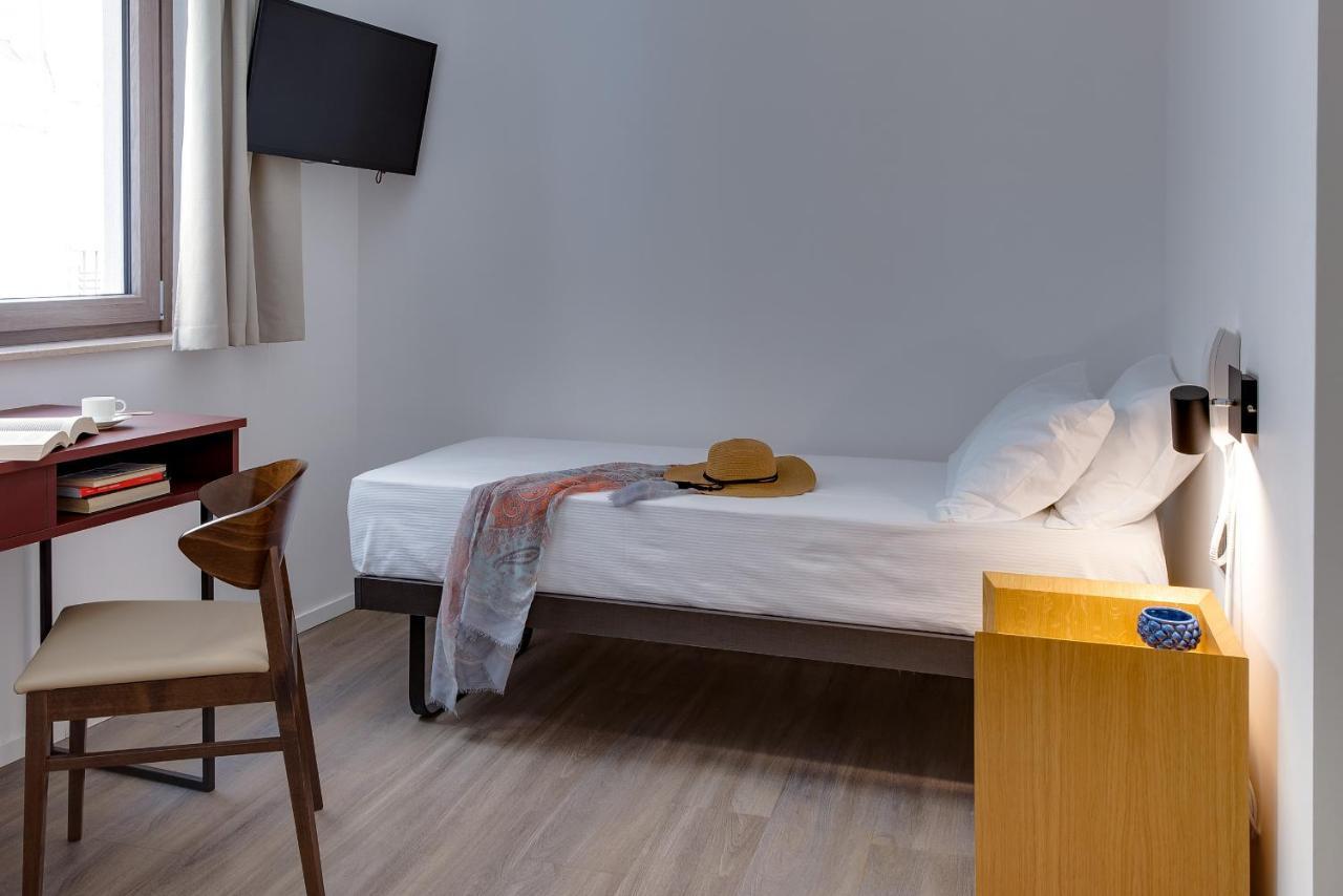 Roccaregina Hotel 夏卡 外观 照片