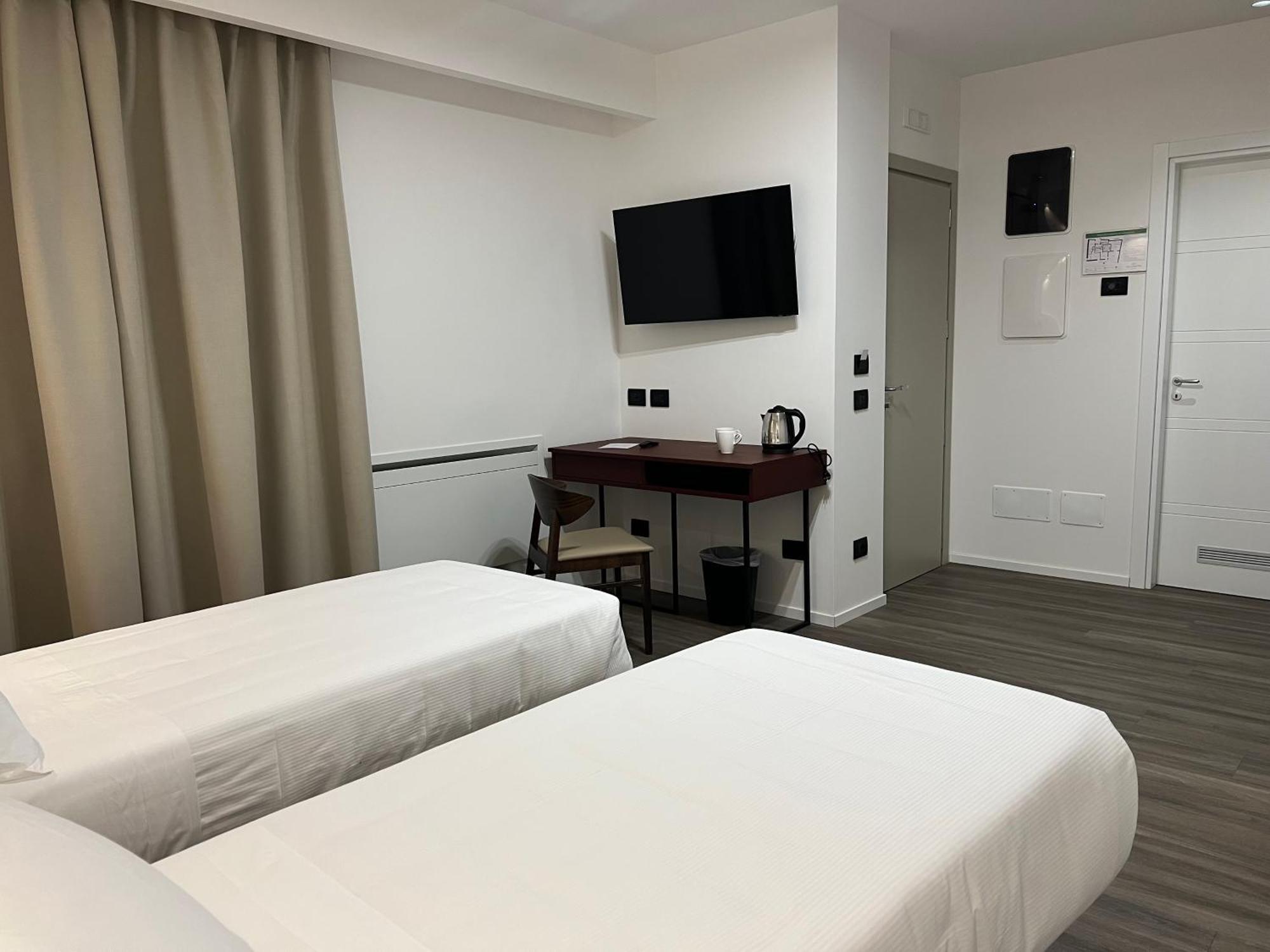 Roccaregina Hotel 夏卡 外观 照片